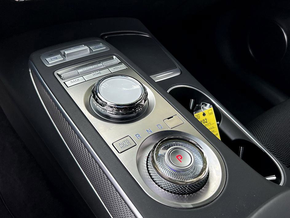2025 Genesis GV70 3.5T Sport photo 17
