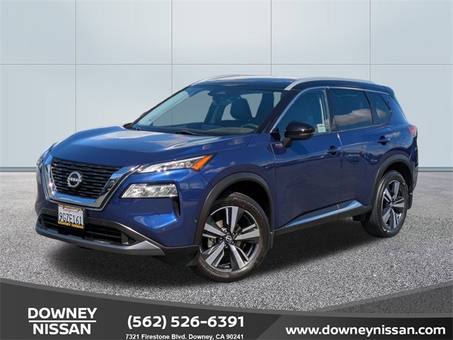 2023 Nissan Rogue SL's photo