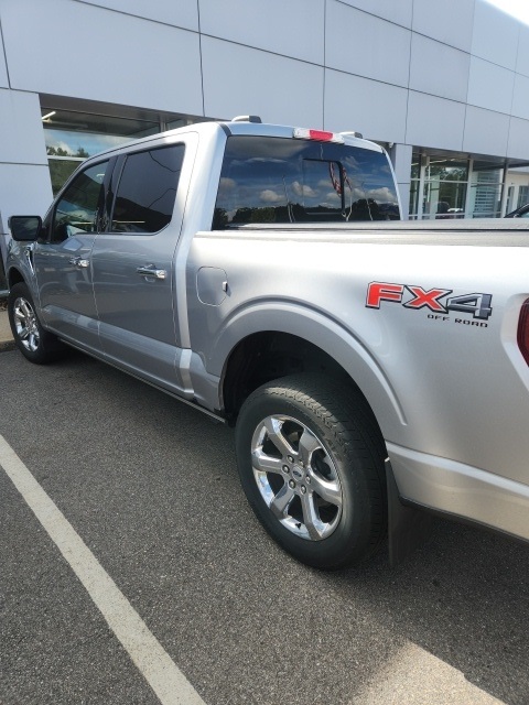 2021 Ford F-150 Lariat photo 2