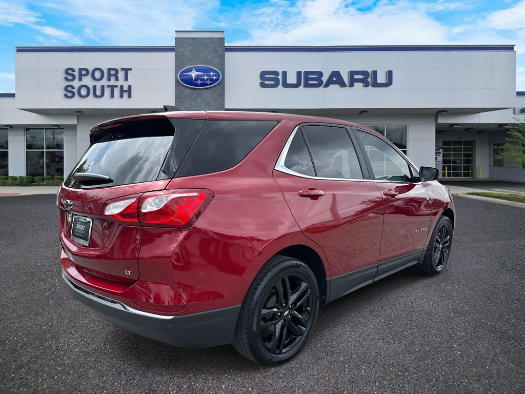 2021 Chevrolet Equinox LT photo 3