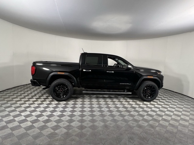 2023 Gmc Canyon Denali photo 2