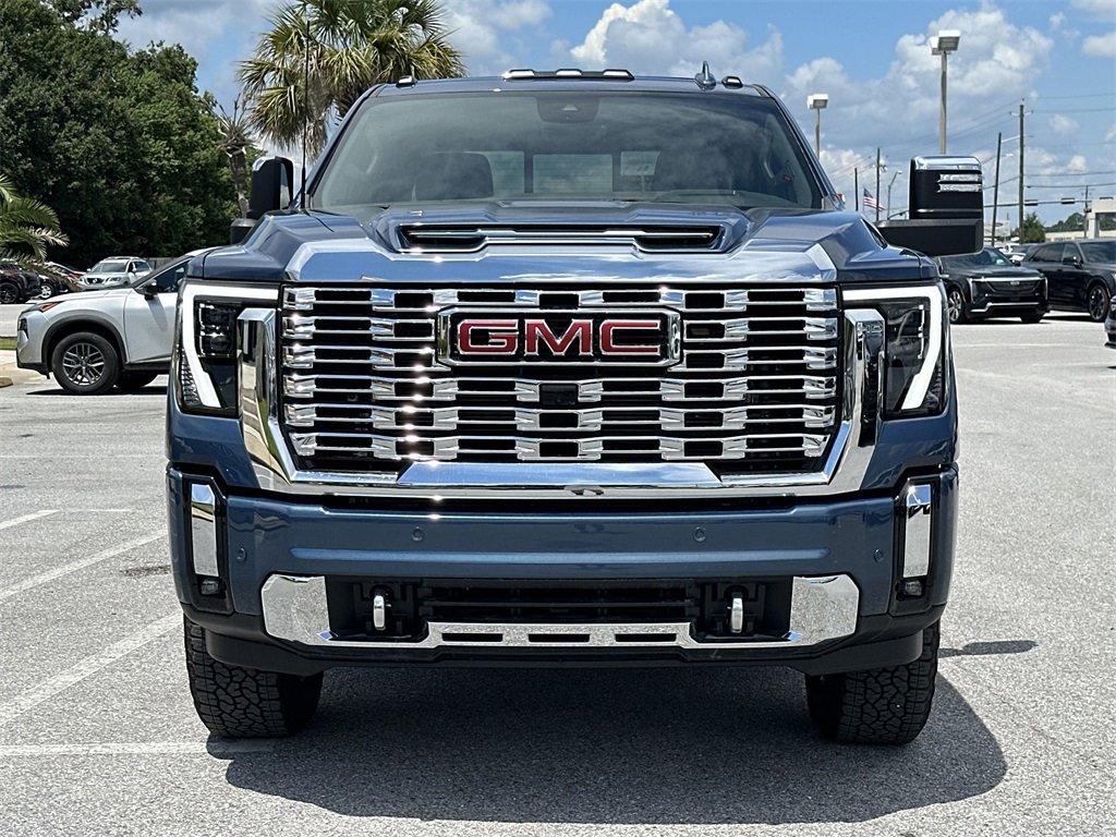 2025 Gmc Sierra 2500 Denali photo 2