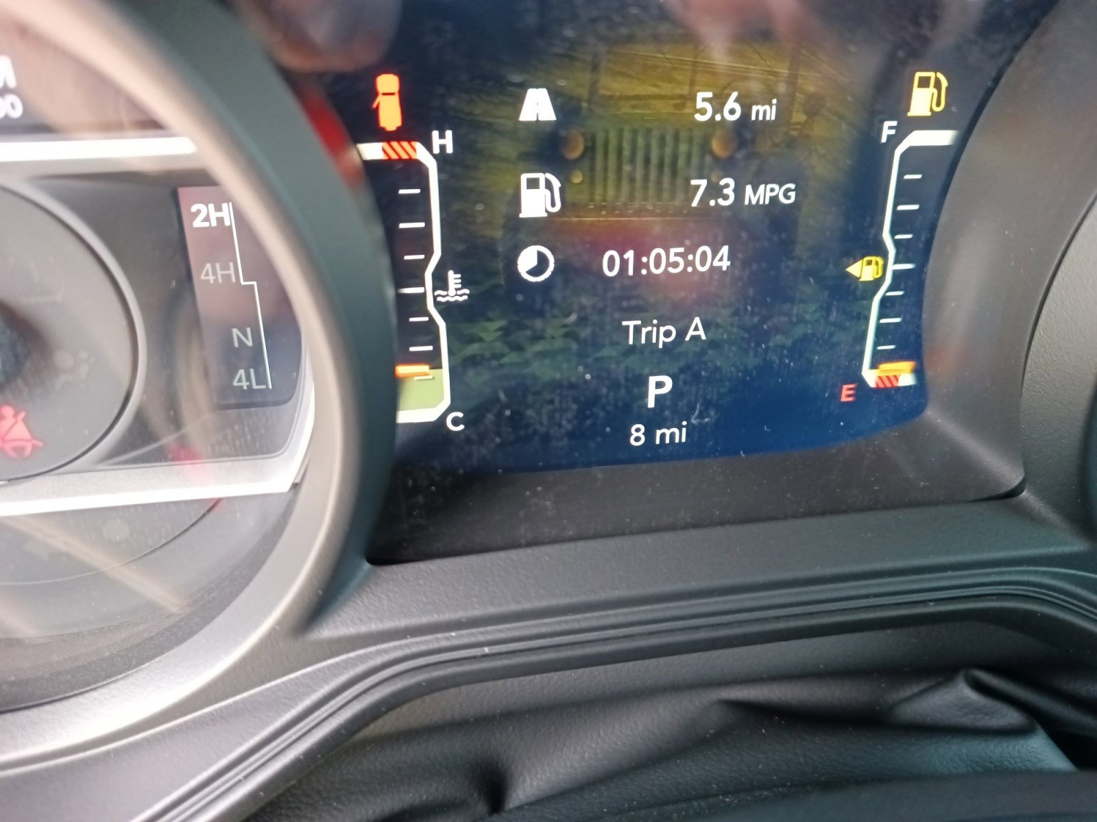 2025 Jeep Wrangler Sahara photo 2