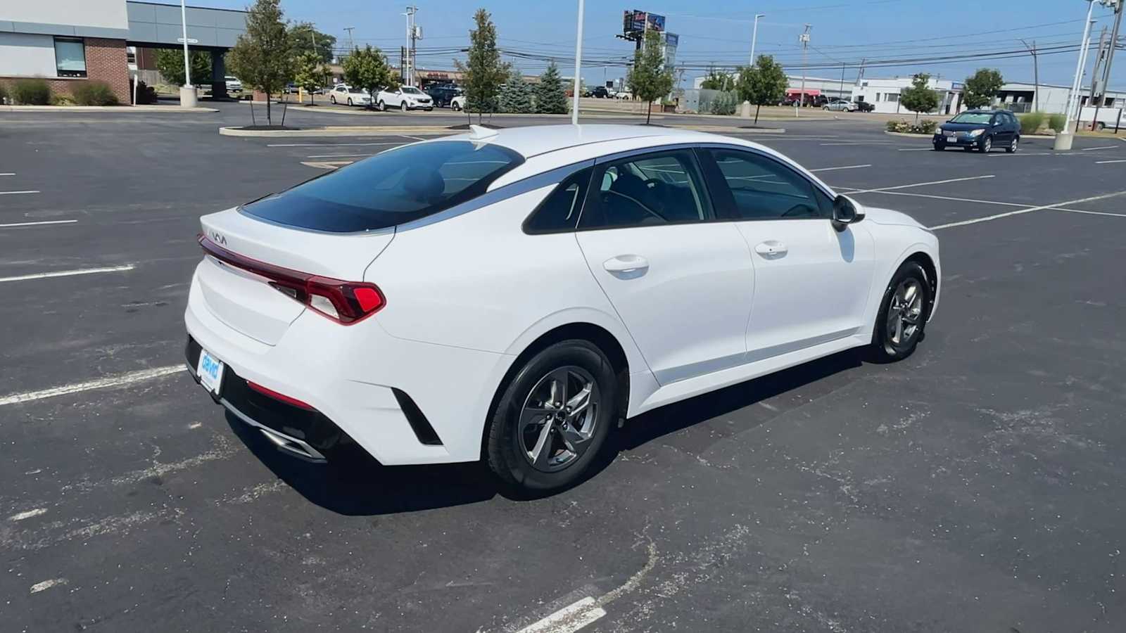 2023 Kia K5 LXS photo 5