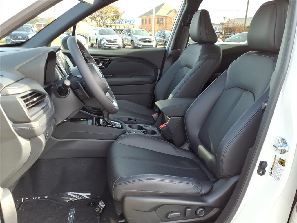 2025 Subaru Forester Limited photo 4