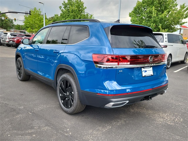 2025 Volkswagen Atlas SE Technology photo 3