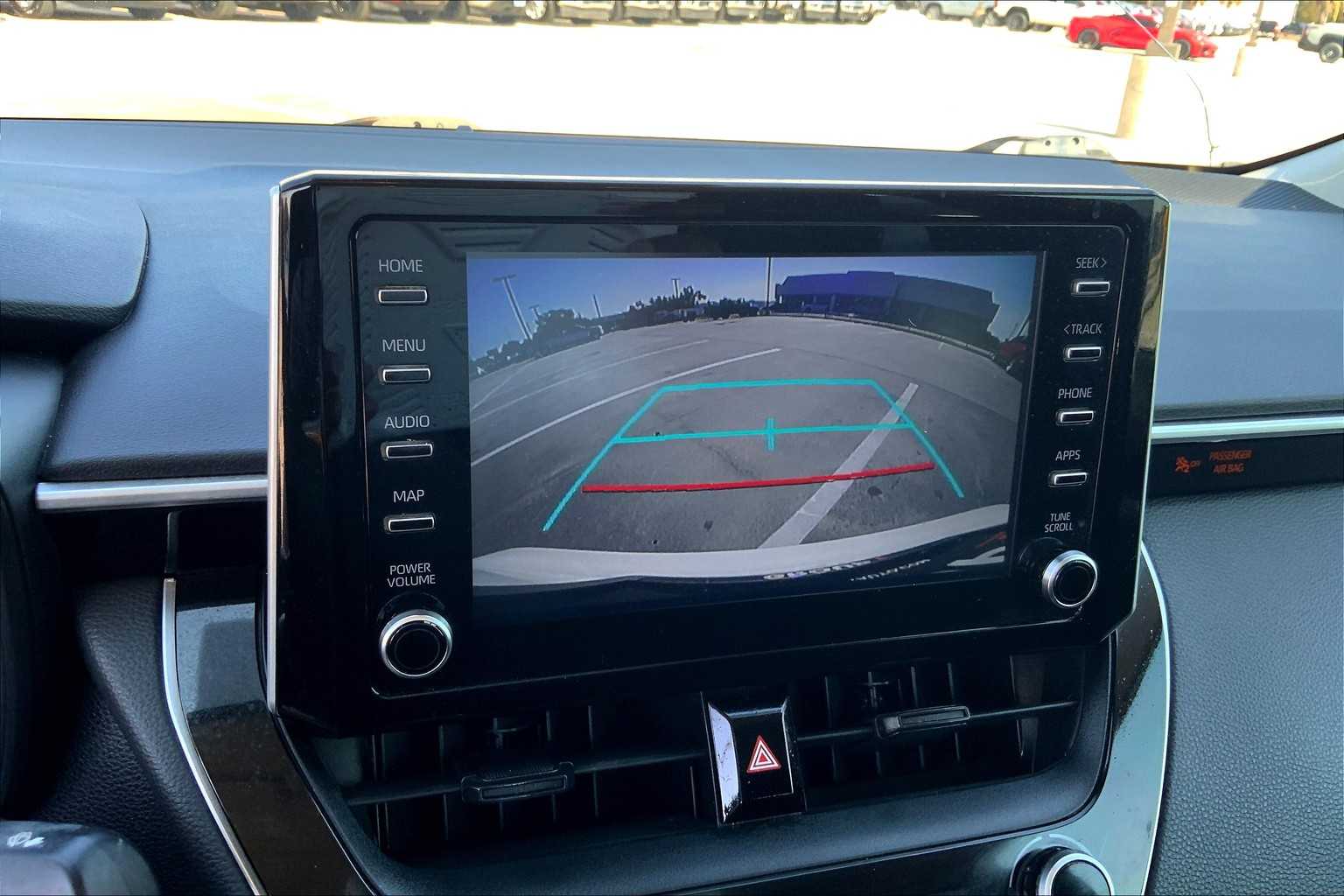 2020 Toyota Corolla LE photo 27