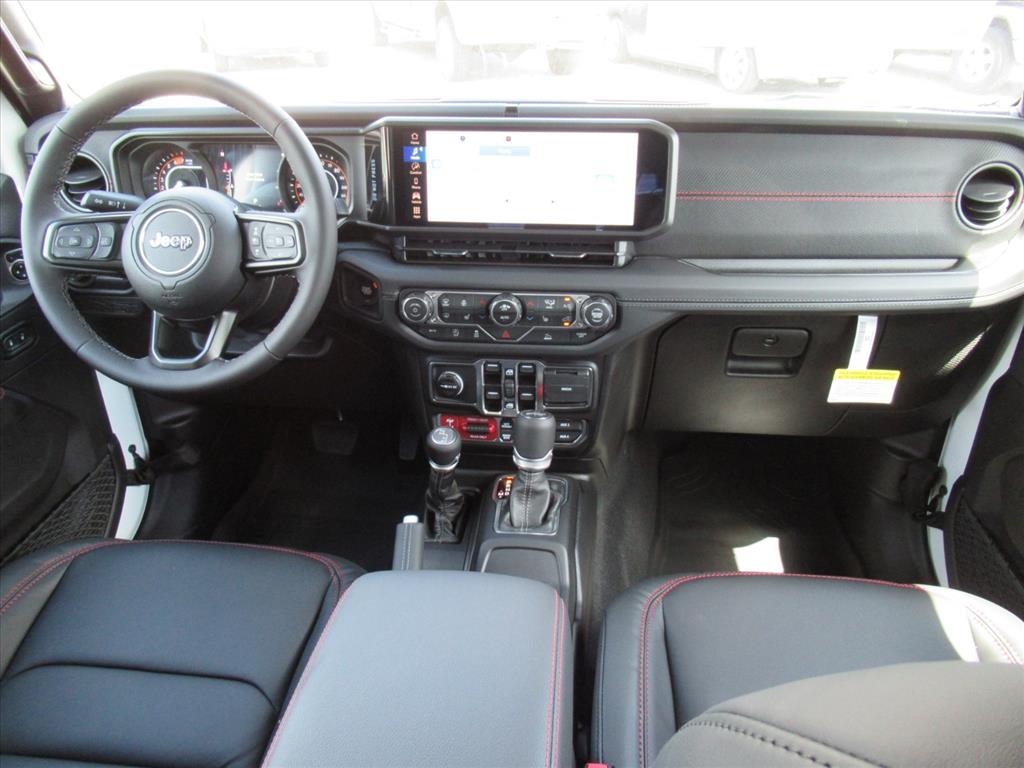 2025 Jeep Wrangler Rubicon photo 12