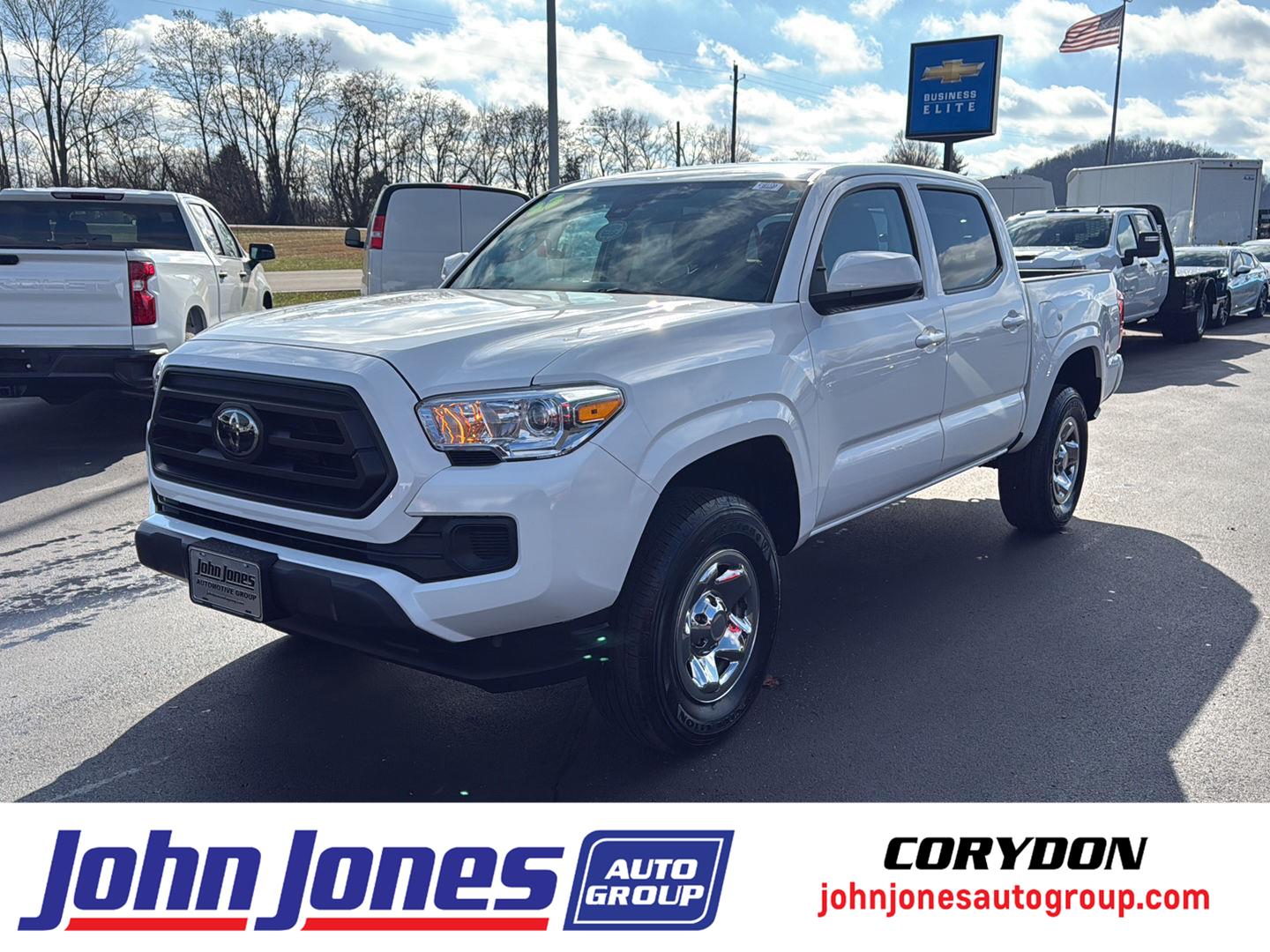 2023 Toyota Tacoma SR's photo