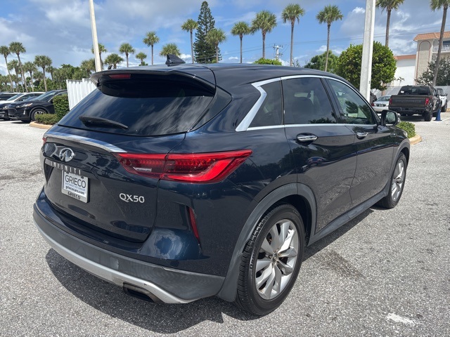 2019 Infiniti QX50 PURE photo 3