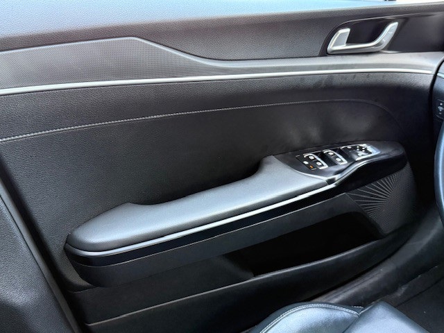 2023 Kia K5 GT-Line photo 31