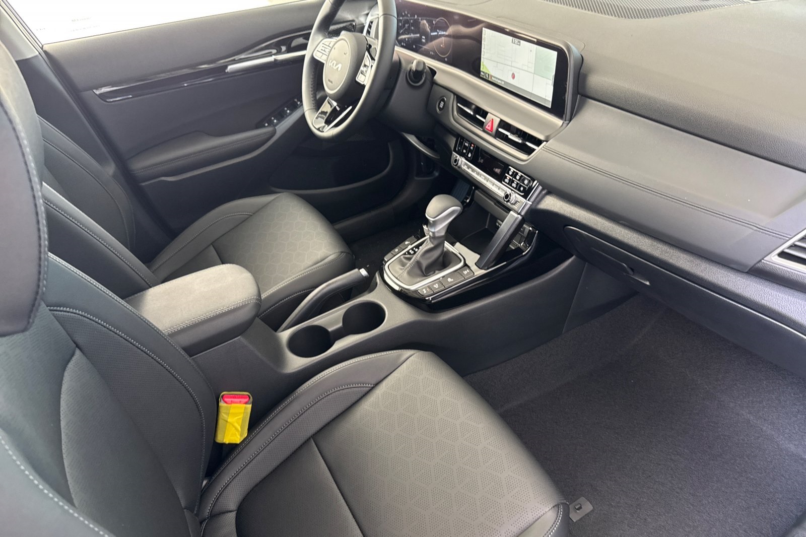 2026 Kia Seltos EX photo 12