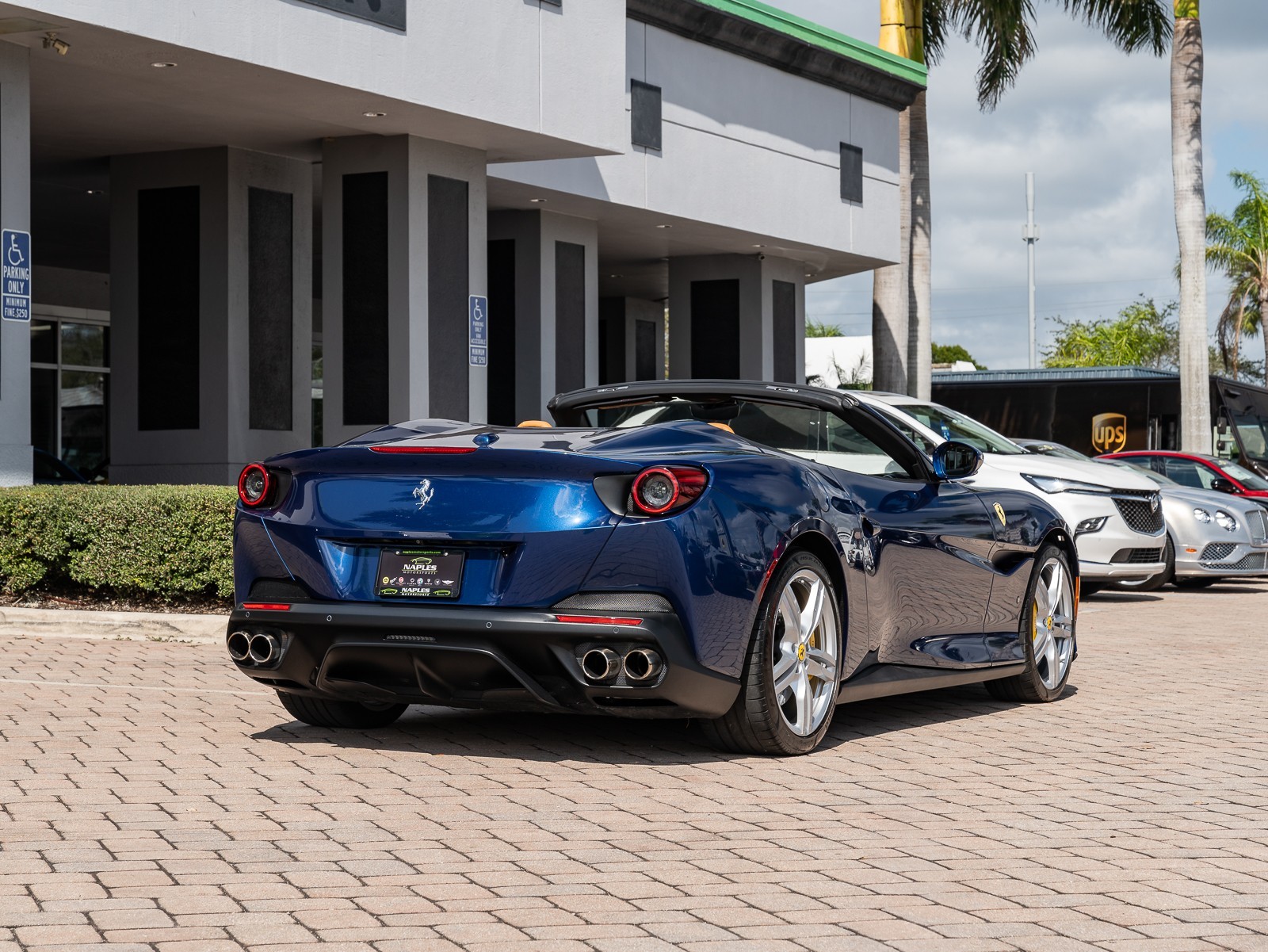 2019 Ferrari Portofino photo 14