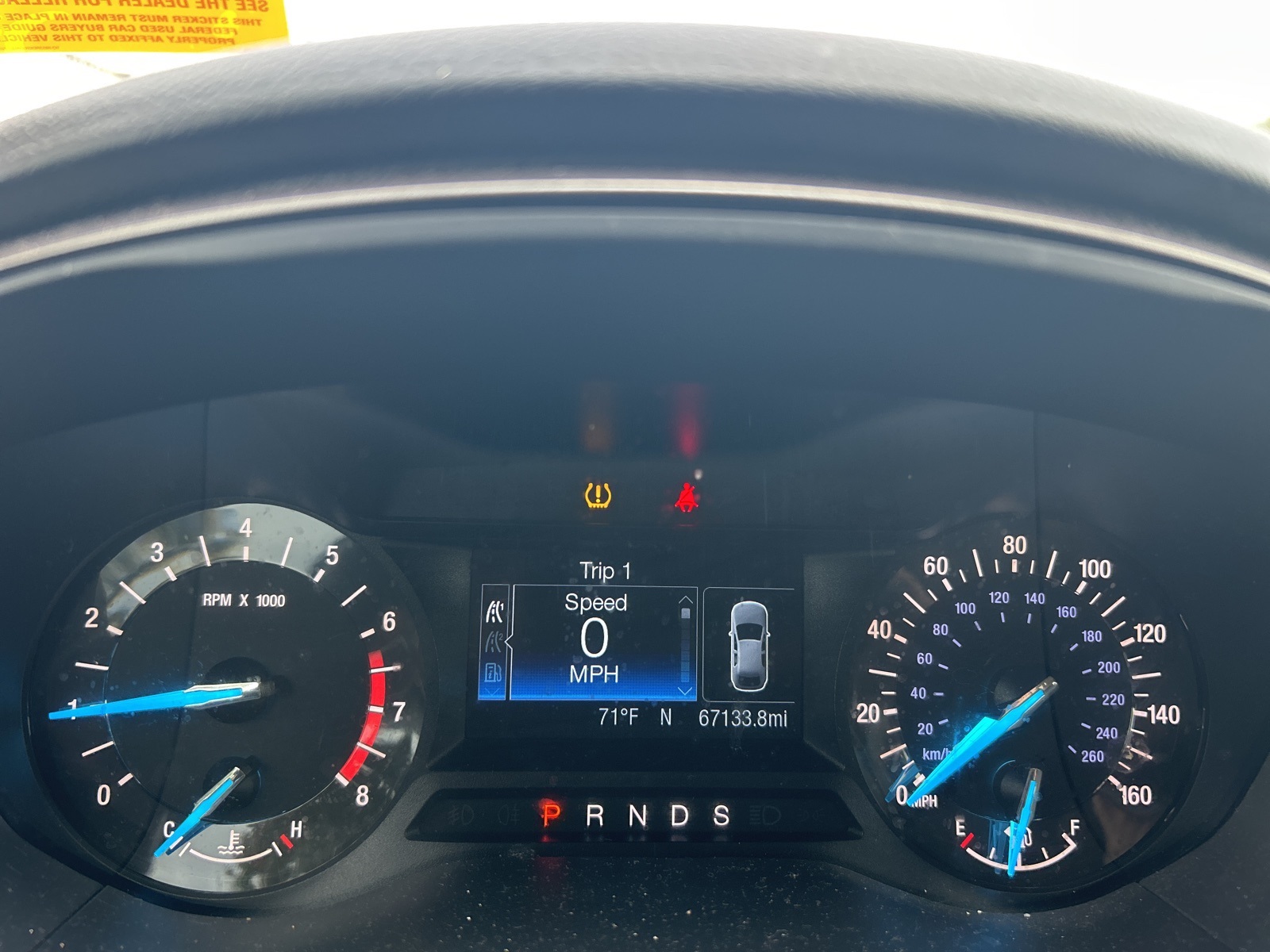 2017 Ford Fusion SE photo 3