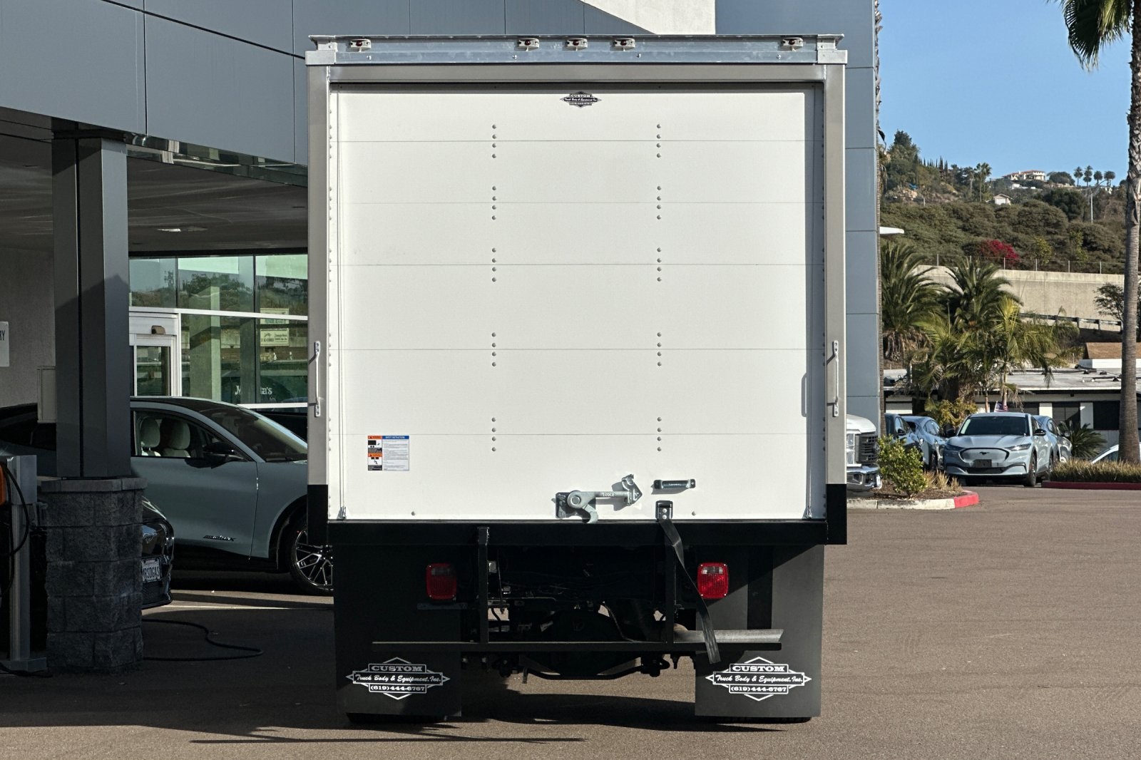 2024 Ford F-350 XLT photo 4