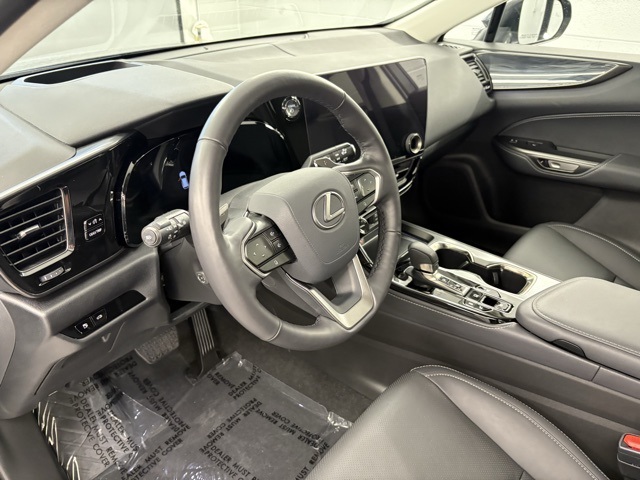 2025 Lexus NX Premium photo 16