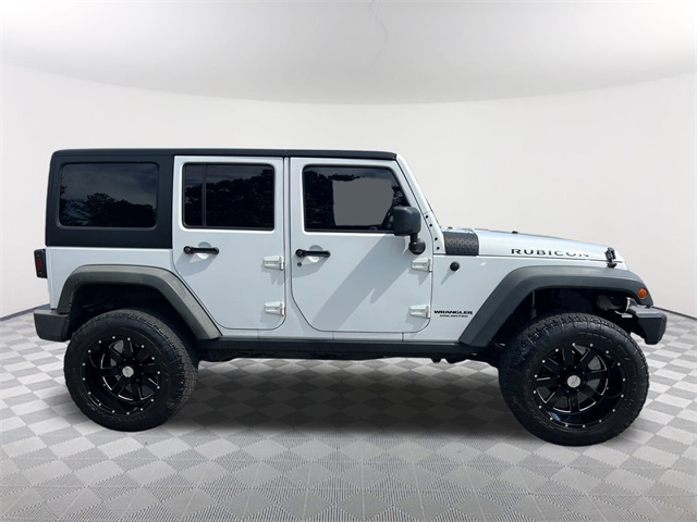 2014 Jeep Wrangler Unlimited Rubicon photo 4
