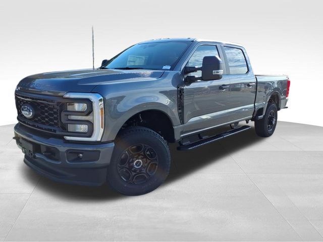 2026 Ford F-350 XL photo 2