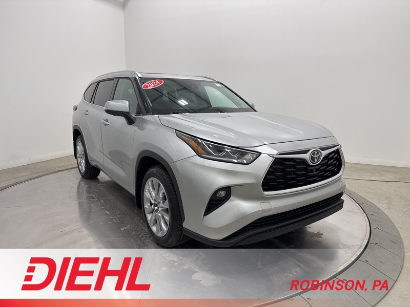 2024 Toyota Highlander Limited's photo