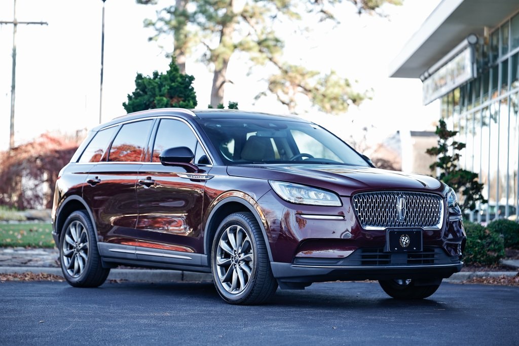 2021 Lincoln Corsair Base's photo