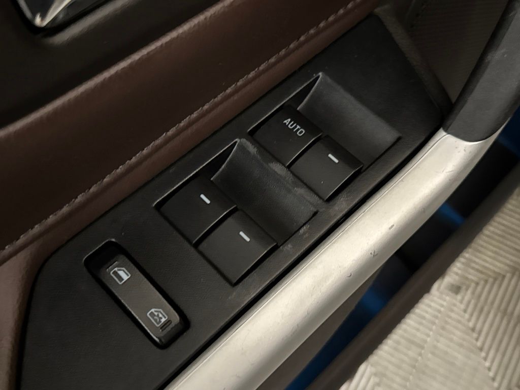 2013 Ford Edge Limited photo 12
