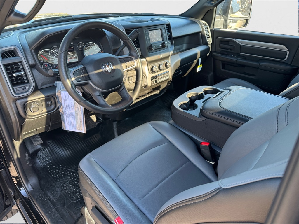2024 Ram 5500 Tradesman photo 19