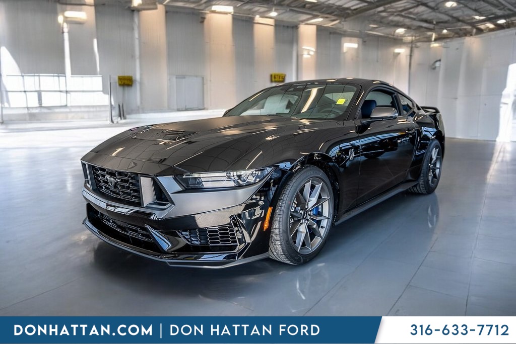 2025 Ford Mustang Dark Horse photo 22