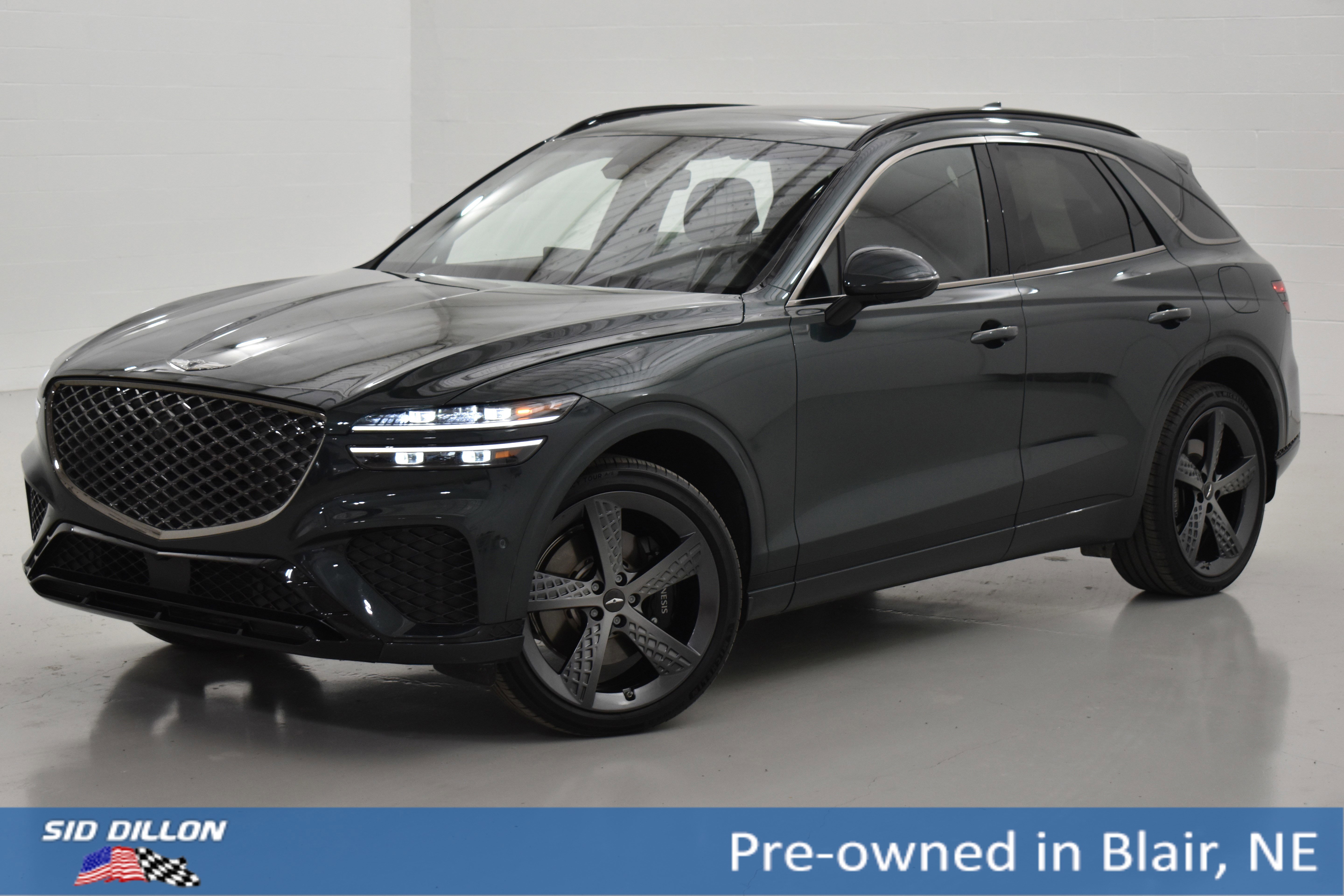 2023 GENESIS GV70 Sport's photo