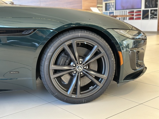 2024 Jaguar F-TYPE P575 R R75 photo 4