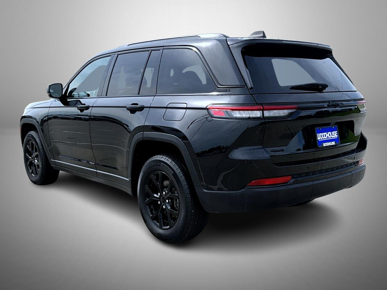 2024 Jeep Grand Cherokee Altitude X photo 3