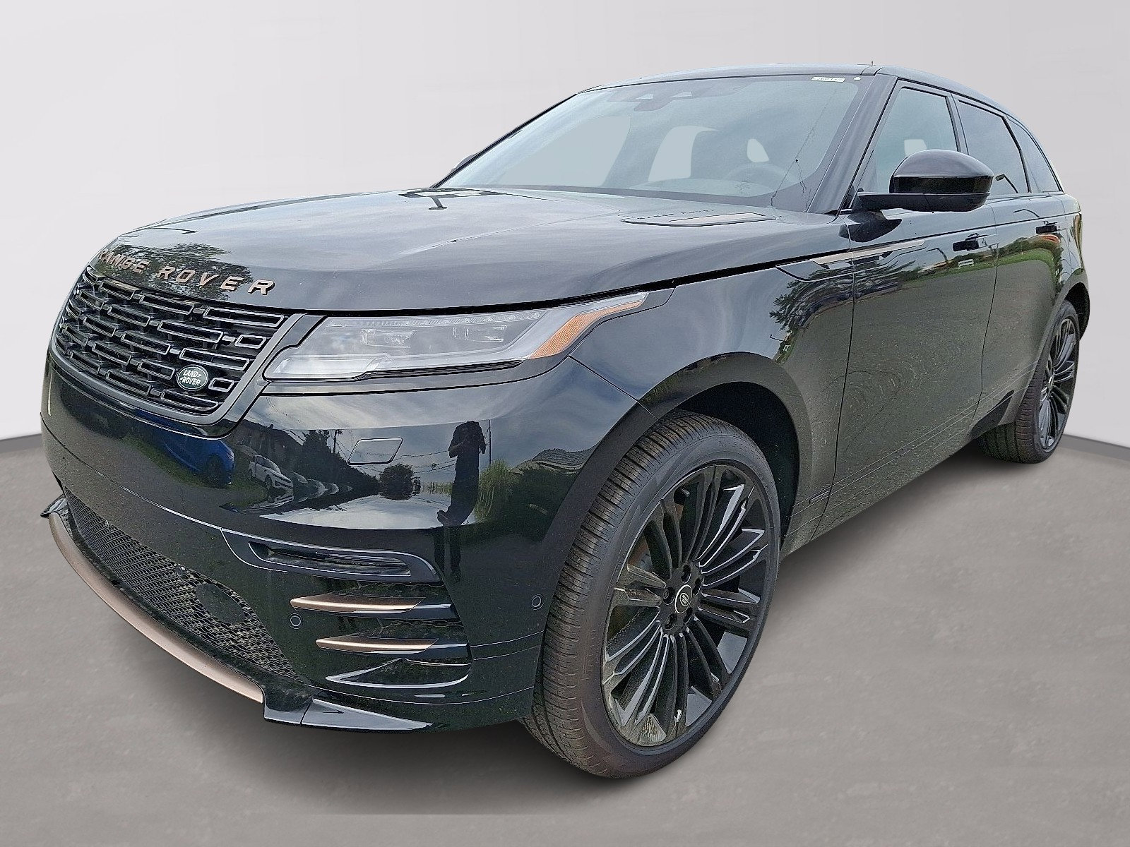 2026 Land Rover Range Rover Velar Autobiography's photo