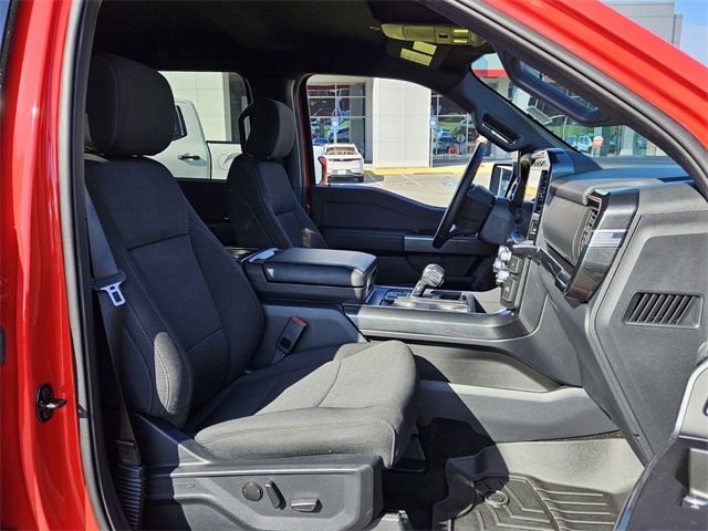 2022 Ford F-150 XLT photo 14