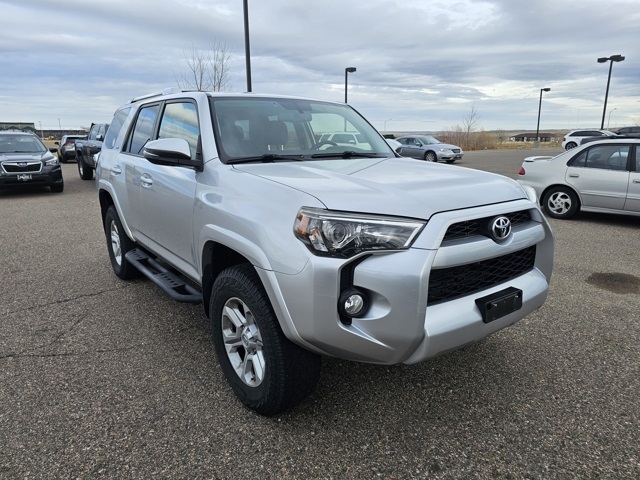 2017 Toyota 4Runner SR5 Premium photo 3