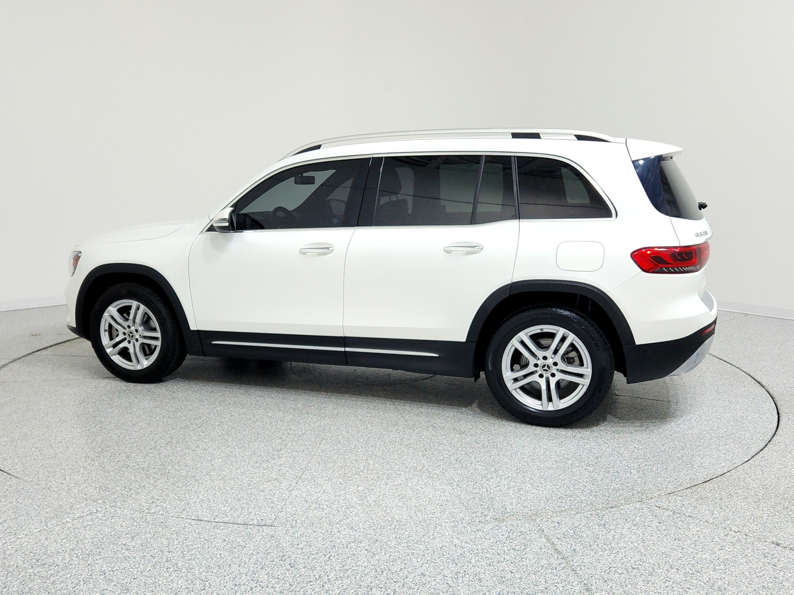 2021 Mercedes Benz GLB 250 photo 10