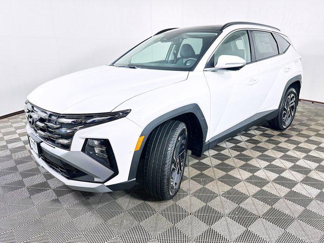 2025 Hyundai Tucson Limited photo 3