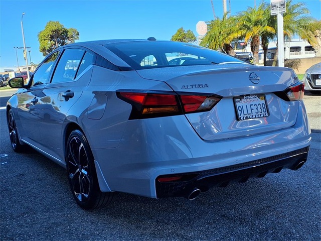 2024 Nissan Altima 2.5 SR photo 3