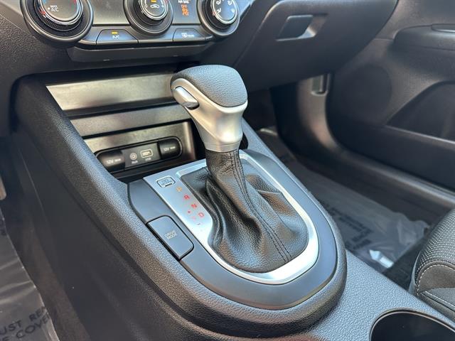 2021 Kia Forte LXS photo 18
