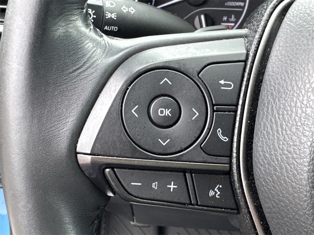 2023 Toyota Camry SE photo 24