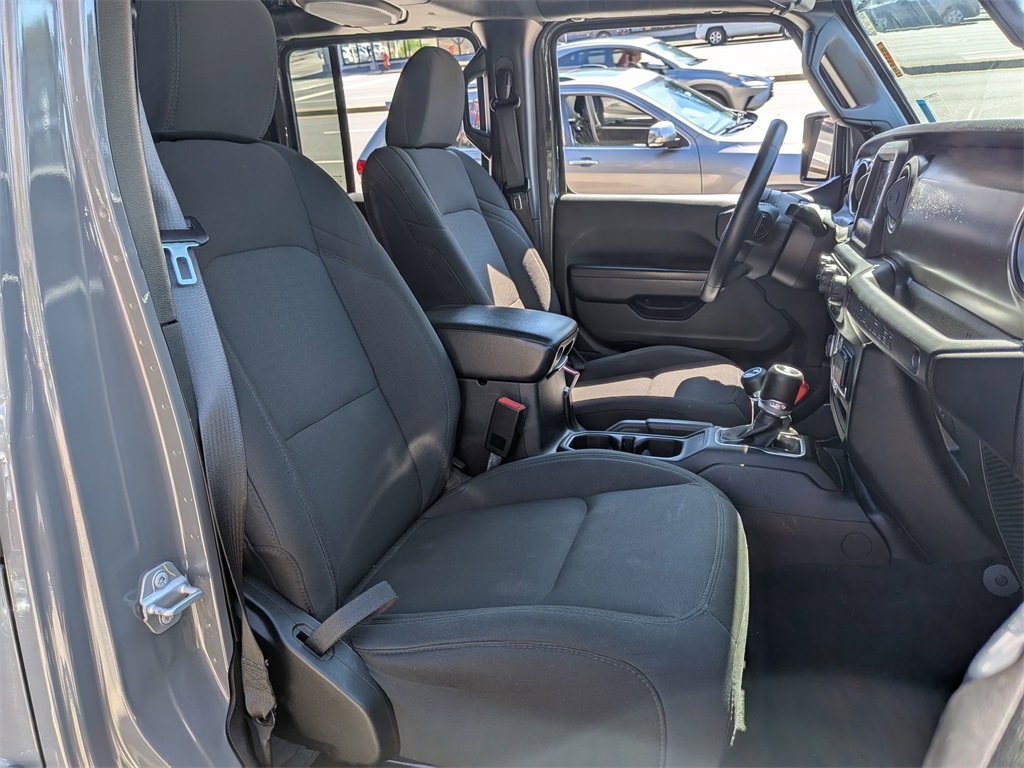 2021 Jeep Wrangler Unlimited Willys photo 19