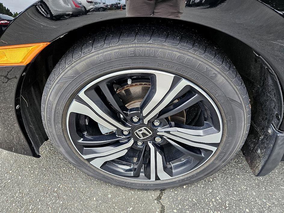 2016 Honda Civic Touring photo 19