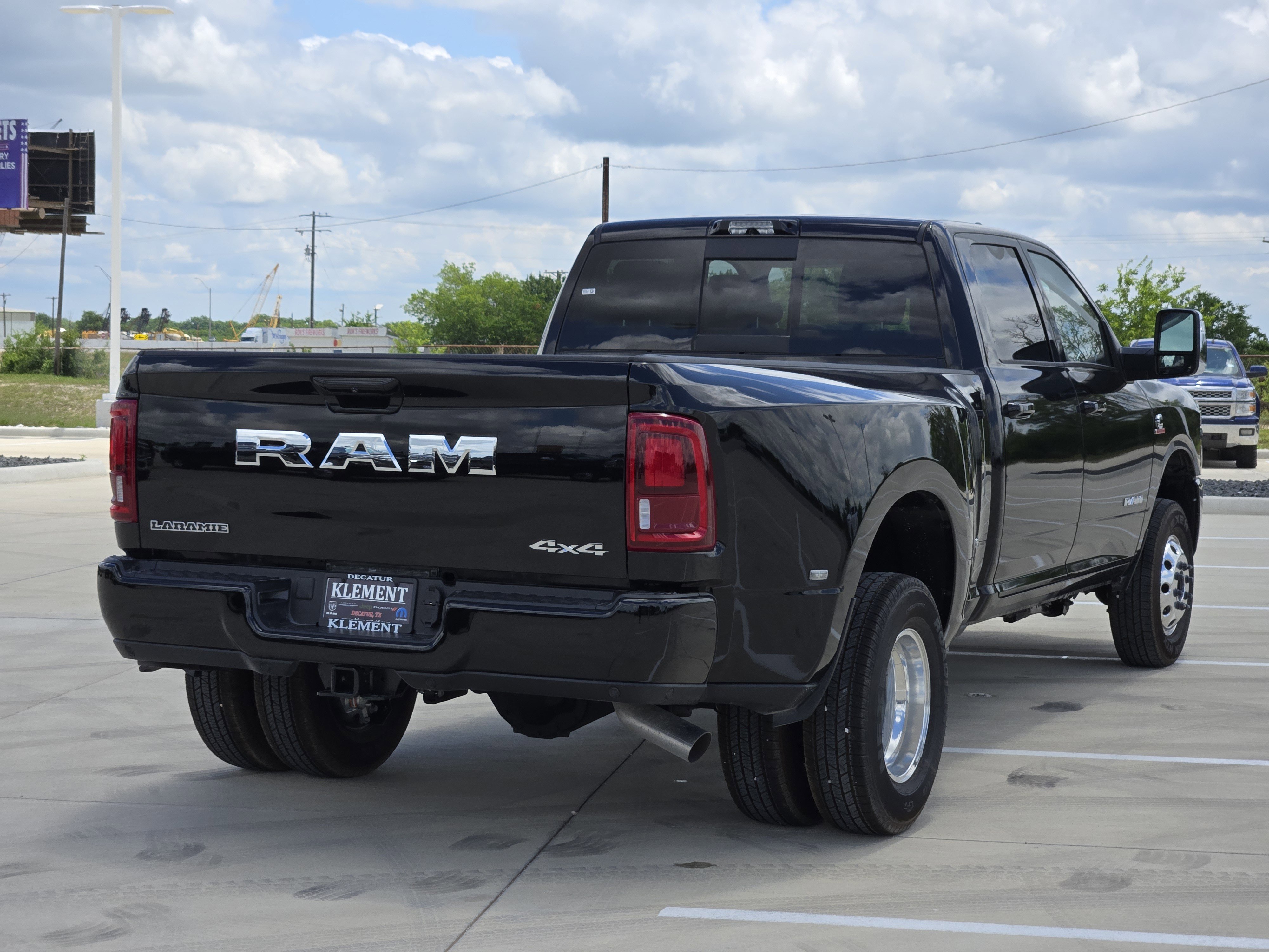 2025 Ram 3500 Laramie photo 3