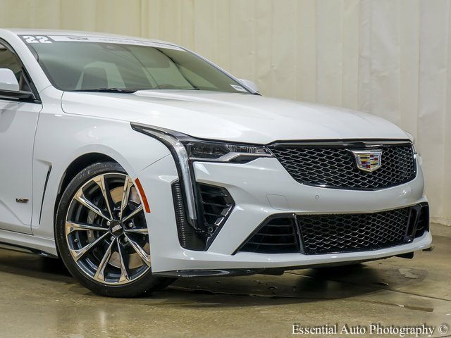 2022 Cadillac CT4 photo 2