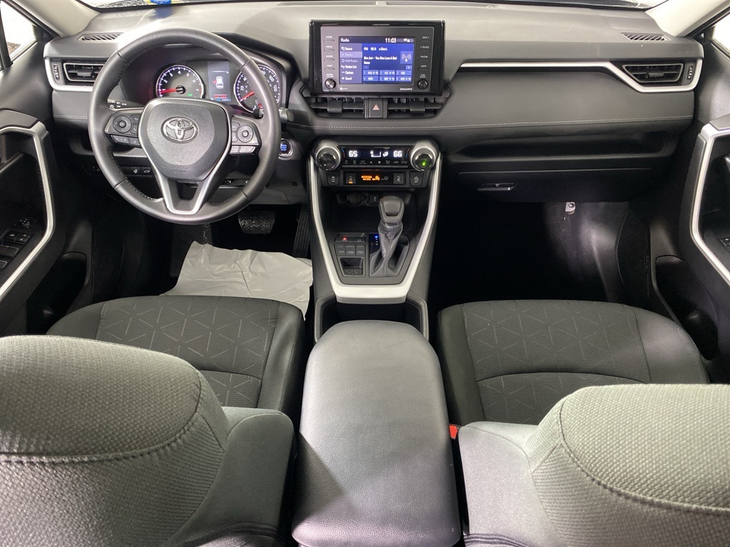 Used 2022 Toyota RAV4 XLE with VIN 2T3P1RFV0NW302460 for sale in Kansas City