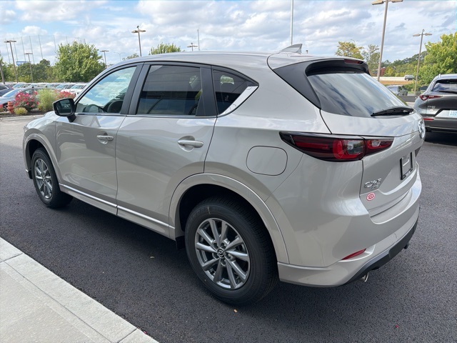 2025 Mazda CX-5 2.5 Select photo 2