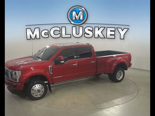 2022 Ford F-450 Super Duty Limited's photo