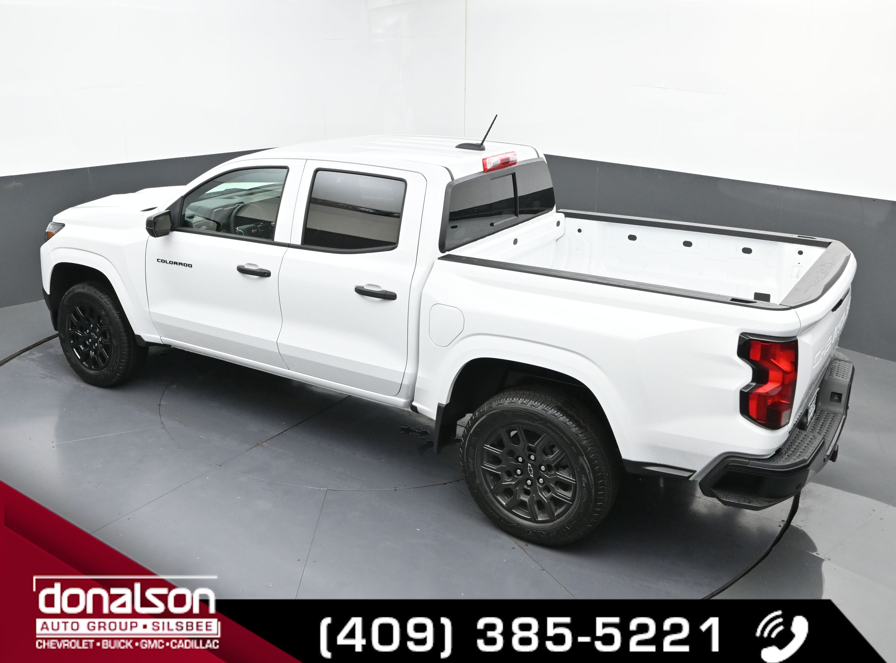 2025 Chevrolet Colorado Work Truck photo 17