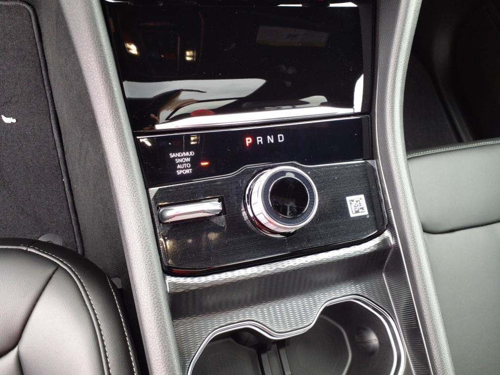 2025 Jeep Grand Cherokee Limited photo 15