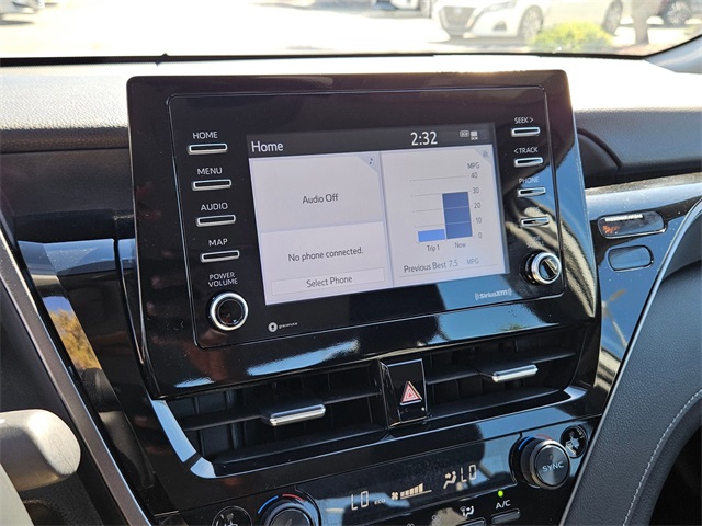 2024 Toyota Camry SE photo 11