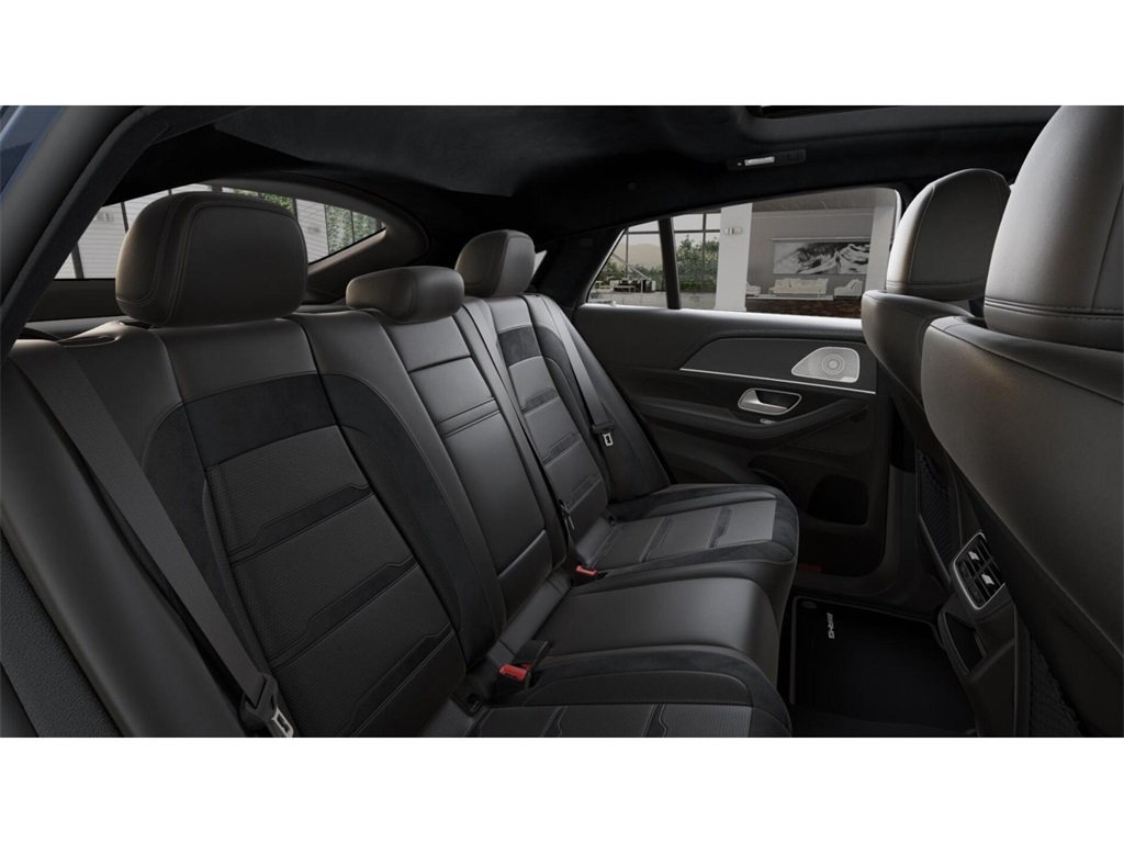 2025 Mercedes Benz GLE 63 S AMG 4MATIC photo 3