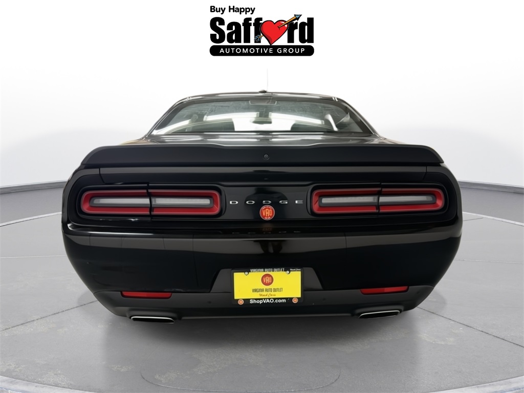 2023 Dodge Challenger GT photo 4